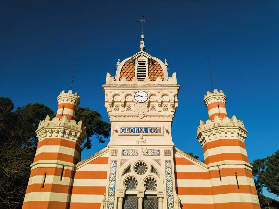 chapelle villa algerienne cap ferret ciel bleu